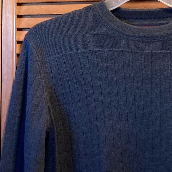 Abercrombie & Fitch Grey & Blue Crewneck Sweater - Picture 5 of 12